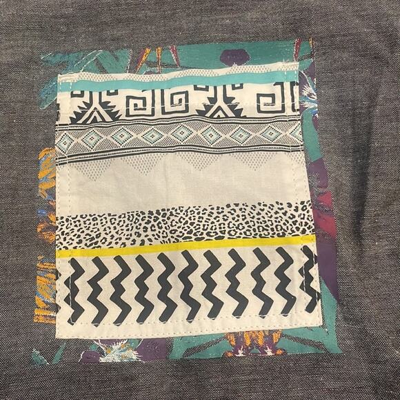 On the Byas Mens Short Sleeve Button up Shirt Aztec western print pocket - Picture 3 of 7